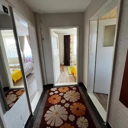 Appartement във артемида